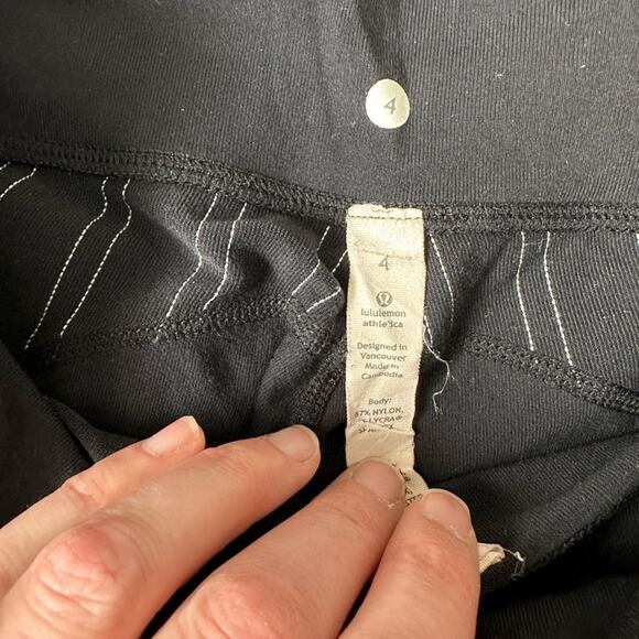 Lululemon Pin Stripe Wide Leg Cropped Yoga Lounge Pant - Picture 6 of 9